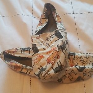 Elephant print Toms